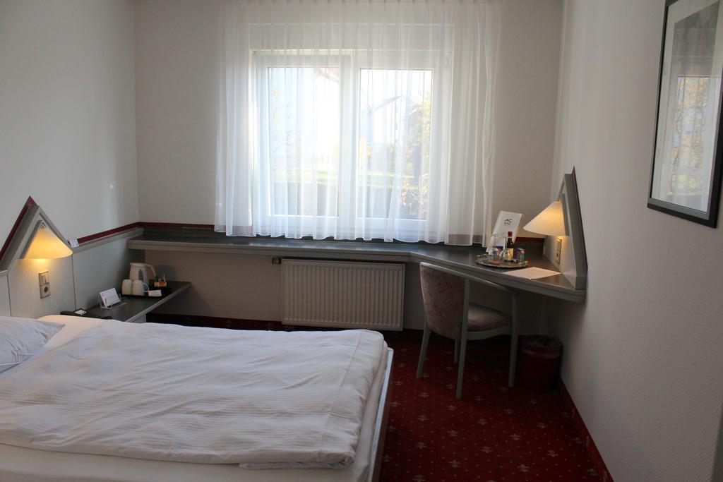 A.C. Hotel Hoferer Stuttgart Rum bild
