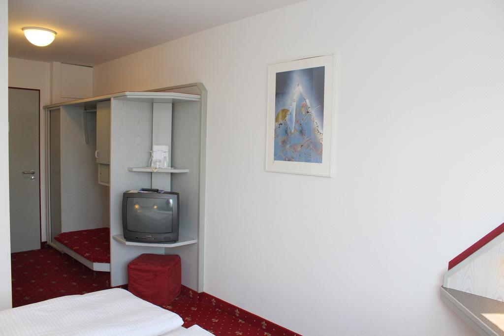 A.C. Hotel Hoferer Stuttgart Rum bild